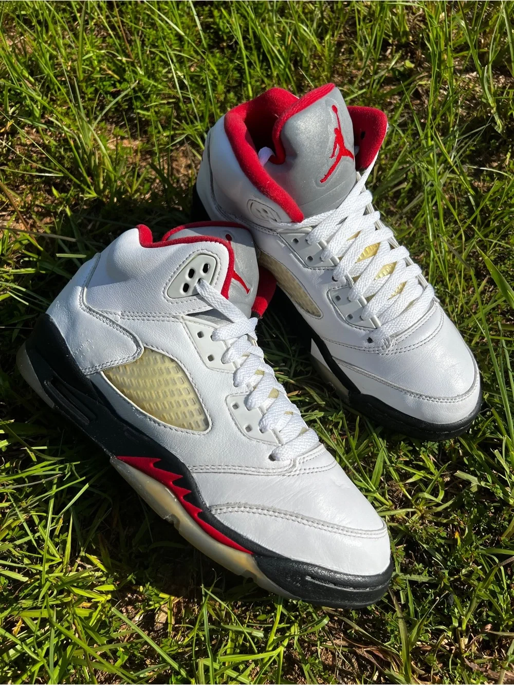 CLEAN Air Jordan size 7 Mens 5 V Retro Fire Red 2020 Shoes